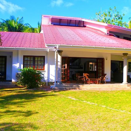Villa Saint Sauveur Baie Sainte Anne Buitenkant foto