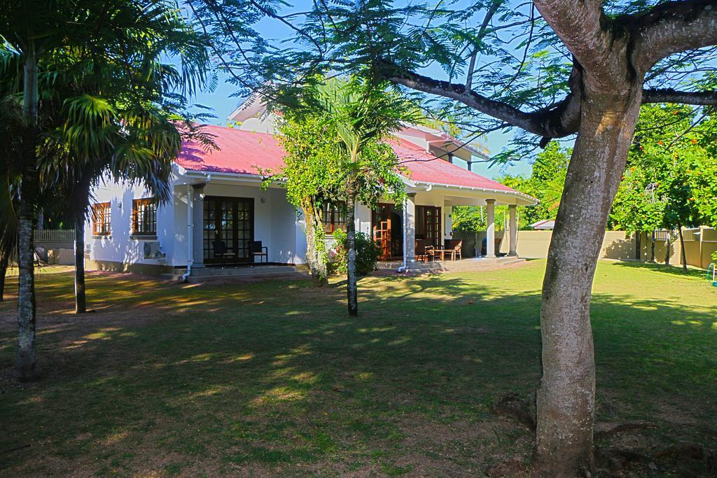 Villa Saint Sauveur Baie Sainte Anne Buitenkant foto