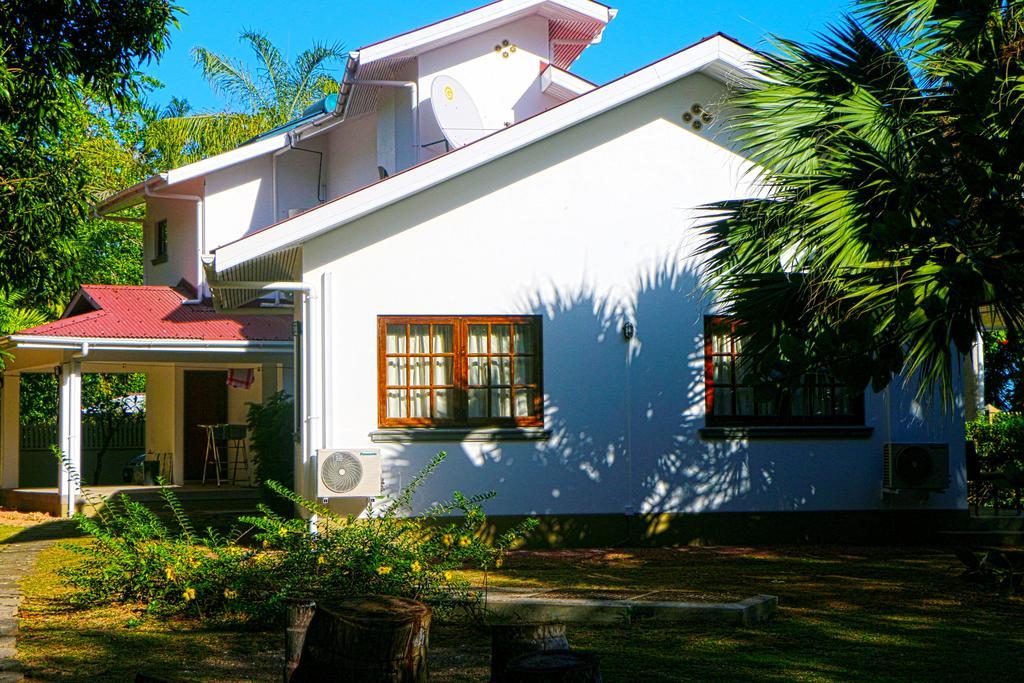 Villa Saint Sauveur Baie Sainte Anne Buitenkant foto