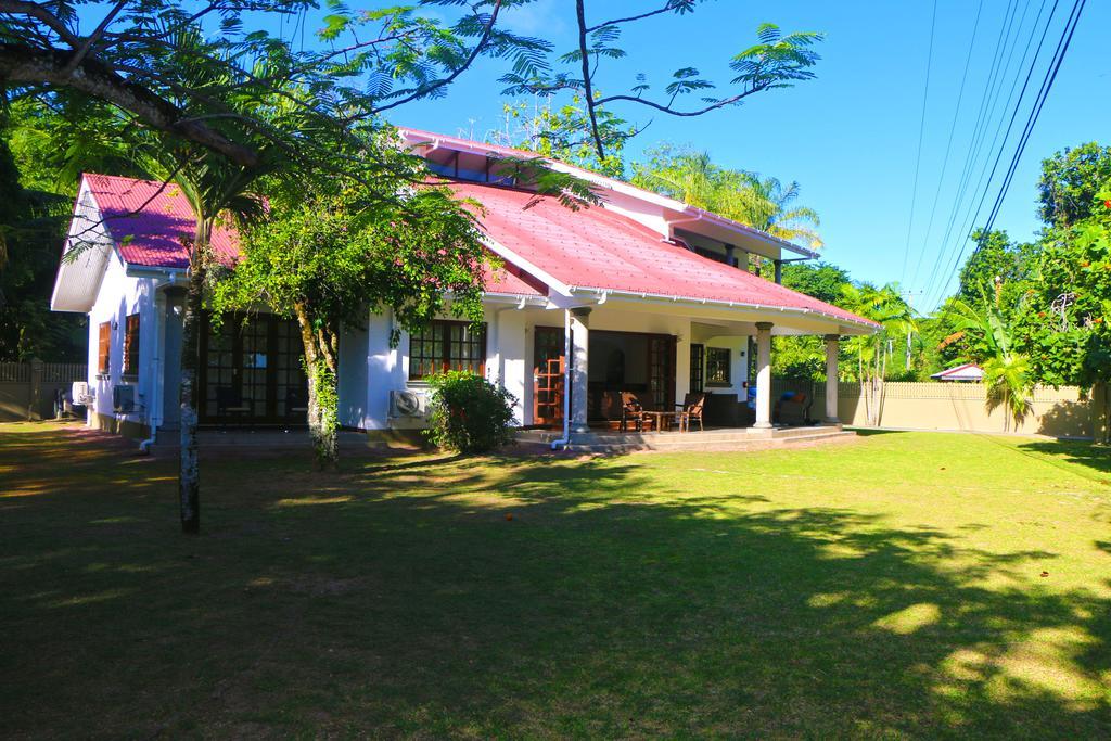 Villa Saint Sauveur Baie Sainte Anne Buitenkant foto
